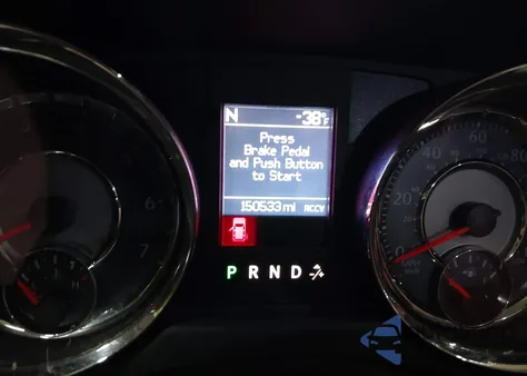 2015 Chrysler Town & Country Touring-L из США, поврежденный, VIN 2C4RC1CG0FR525300